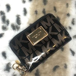 Micheal kors mini wallet